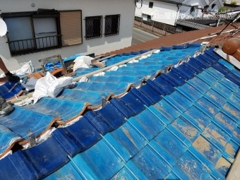 おいあて瓦の施工