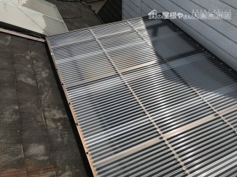 波板交換
