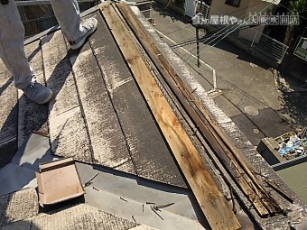 既存棟板金の解体