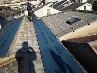 屋根カバー工事