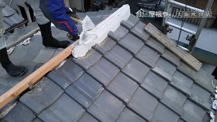 垂木になんばんを敷き詰め