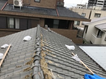 台風による棟の崩れ