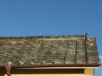 瓦屋根