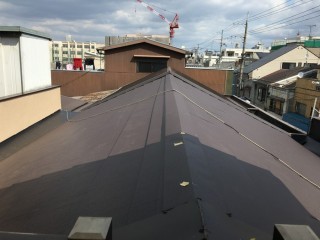 ガルバリウム鋼板