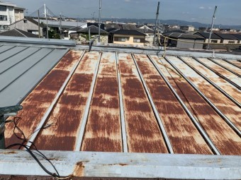 屋根カバー