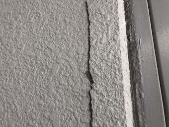 外壁クラック