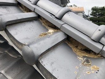 台風で被災した瓦屋根