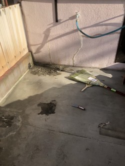劣化した屋上ベランダ