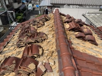 屋根葺き替え工事