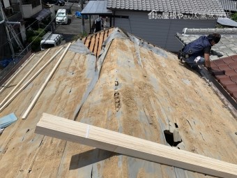 屋根葺き替え工事