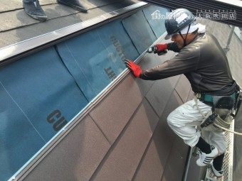 スレート屋根カバー工事