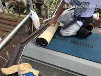 スレート屋根カバー工事