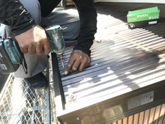 ポリカ波板を使用したベランダバルコニー