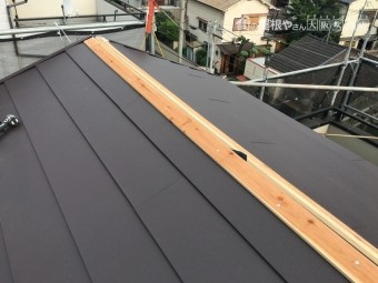 スレート屋根カバー工事
