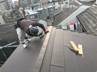 スレート屋根カバー工事
