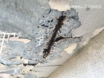 軒天雨漏り