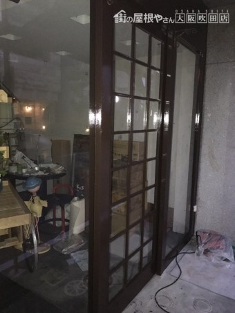 木部扉枠塗装完成