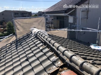 台風で被害にあった瓦屋根