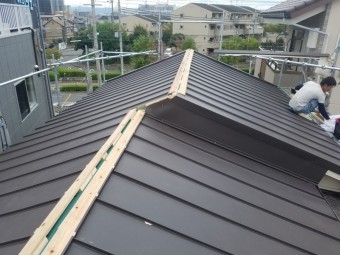 瓦屋根からスレート屋根へ葺き替え