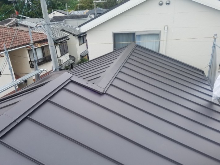 瓦屋根からスレート屋根へ葺き替え