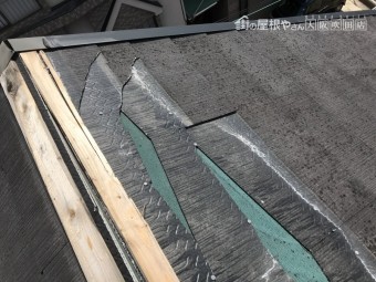 スレート屋根棟板金の劣化