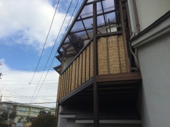 ベランダバルコニーポリカ波板屋根交換工事