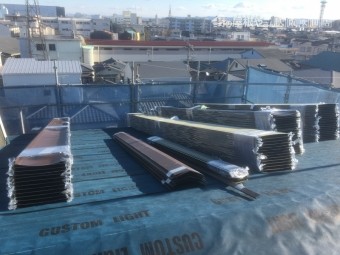屋根カバー工事