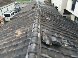 屋根葺き替え工事