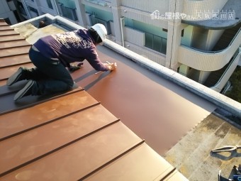 屋根カバー工事