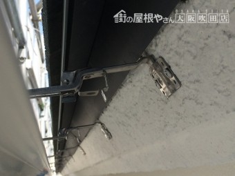とい受け金物