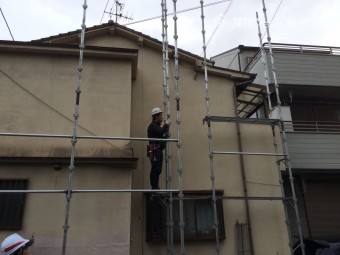 足場架け払い工事二段目