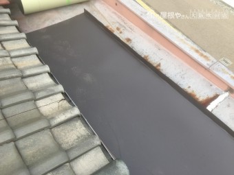 パラペッ谷板金カバー