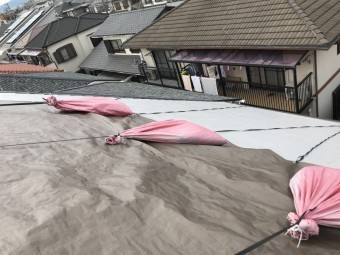 応急処置カバーされた屋根