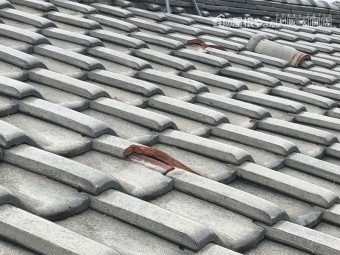 台風で被災した瓦屋根