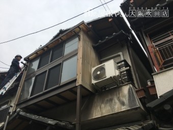 ポリカ波板を使用したベランダバルコニー