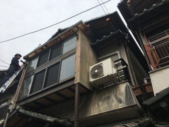 ポリカ波板を使用したベランダバルコニー