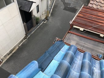 ケラバ付近瓦の不具合を防水シートでカバー