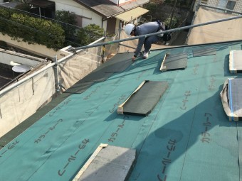 屋根葺き替え