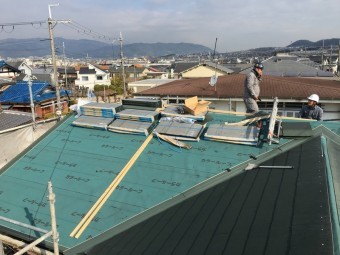 屋根葺き替え
