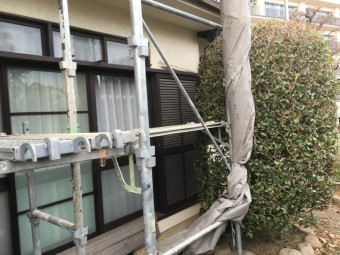 足場