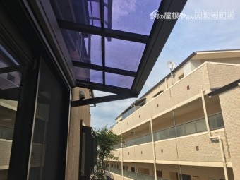 ベランダのポリカ屋根