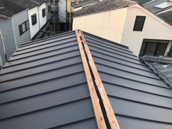 屋根カバー工事