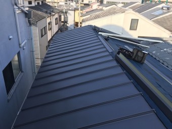 屋根カバー工事