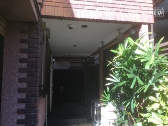 建物玄関エントランス