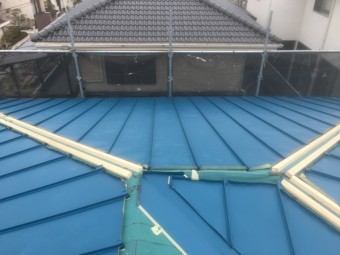 屋根葺き替え工事