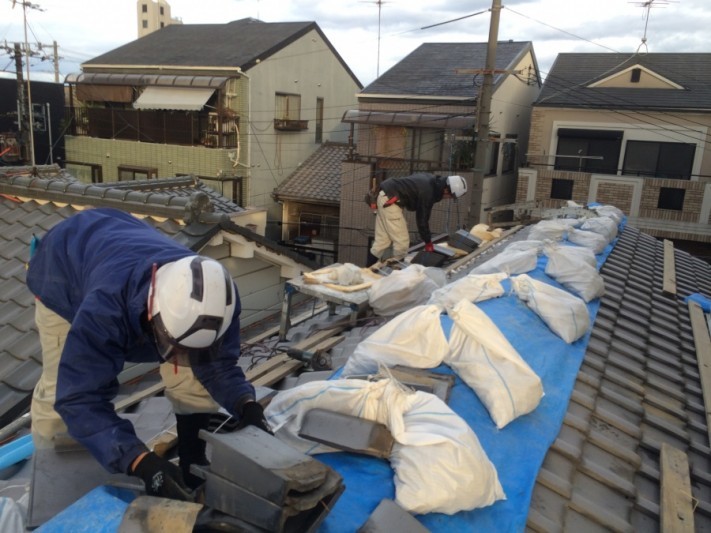 瓦積み直し工事