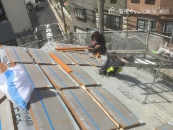 屋根葺き替え工事