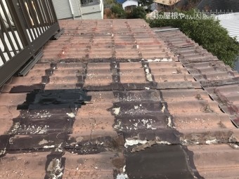 劣化した金属屋根