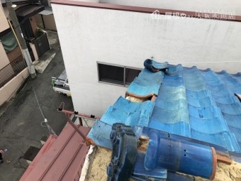 袖瓦飛散