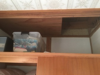 雨漏り押入